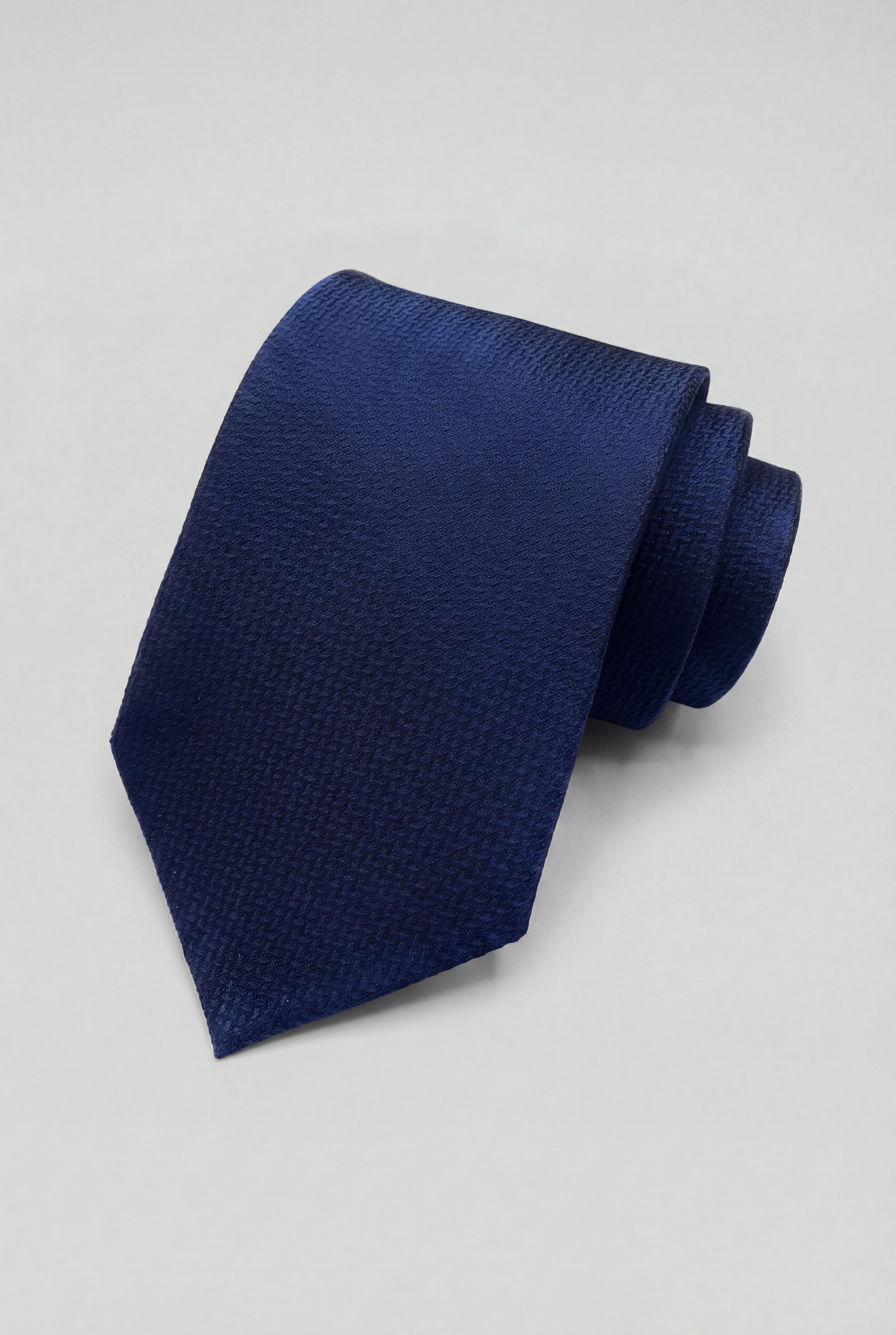 STRIPE BUSINESS TIE - NAVY