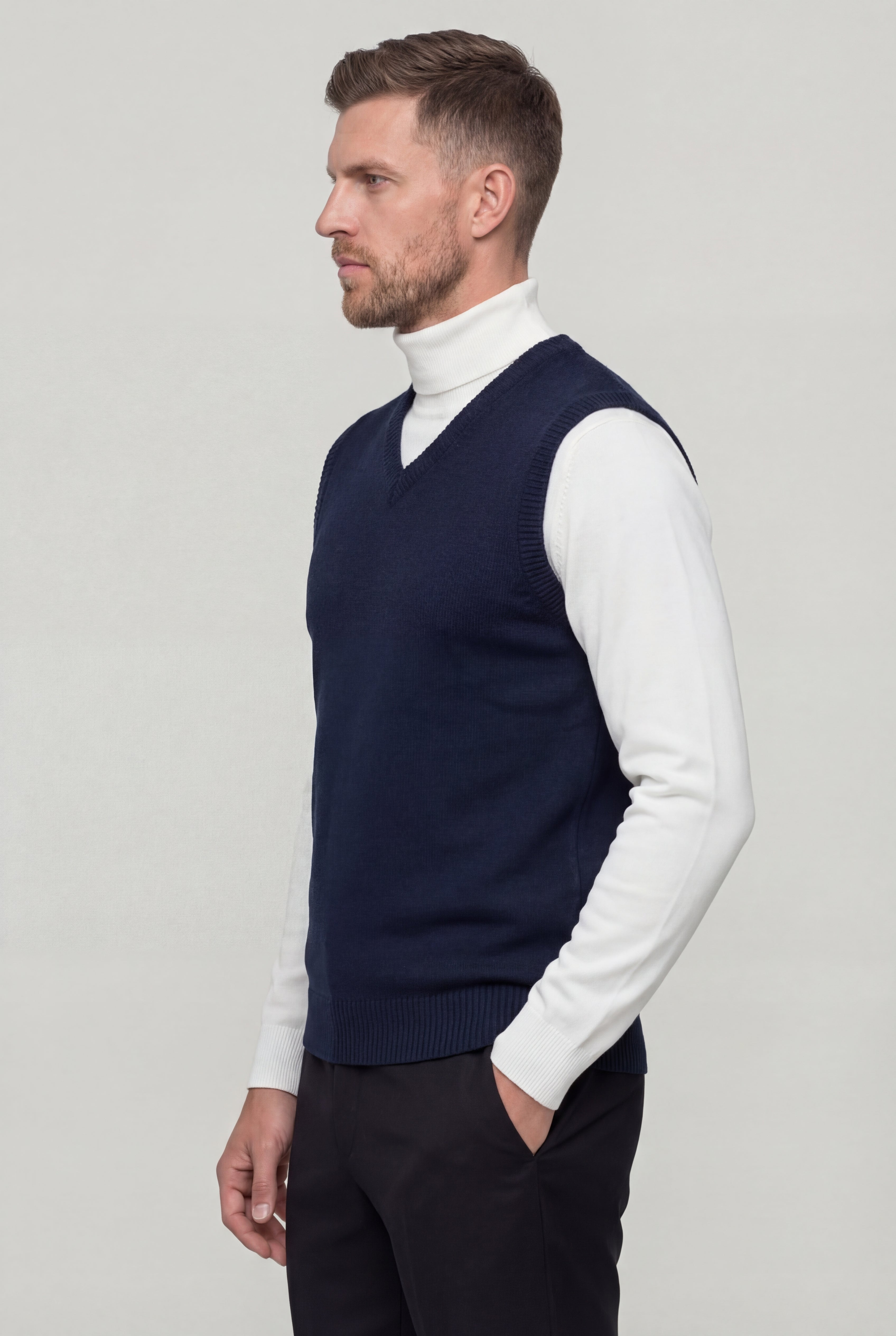 TAVERO WOOL KNIT V-NECK VEST – NAVY