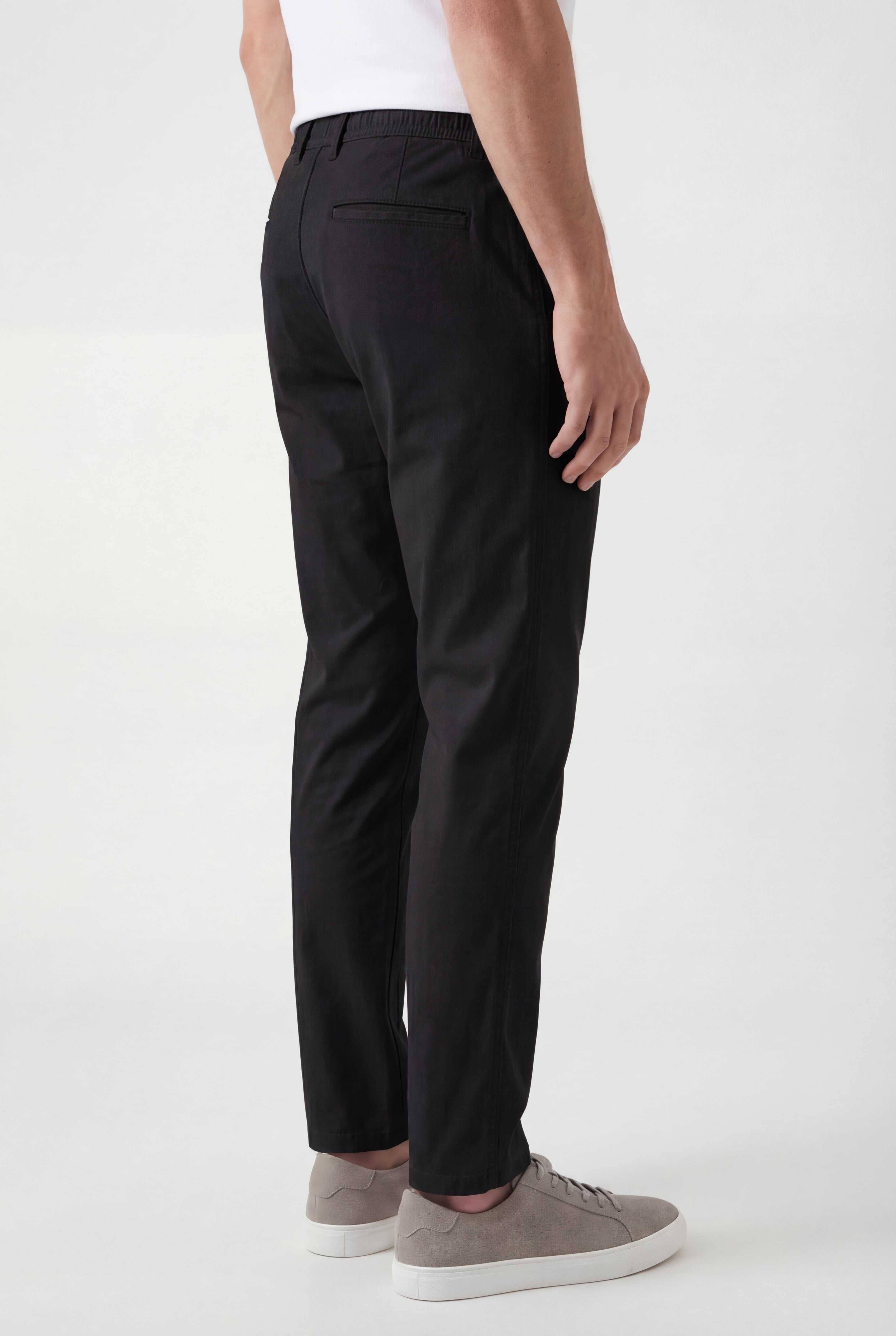 VALCORE FLEX CHINO PANTS – BLACK