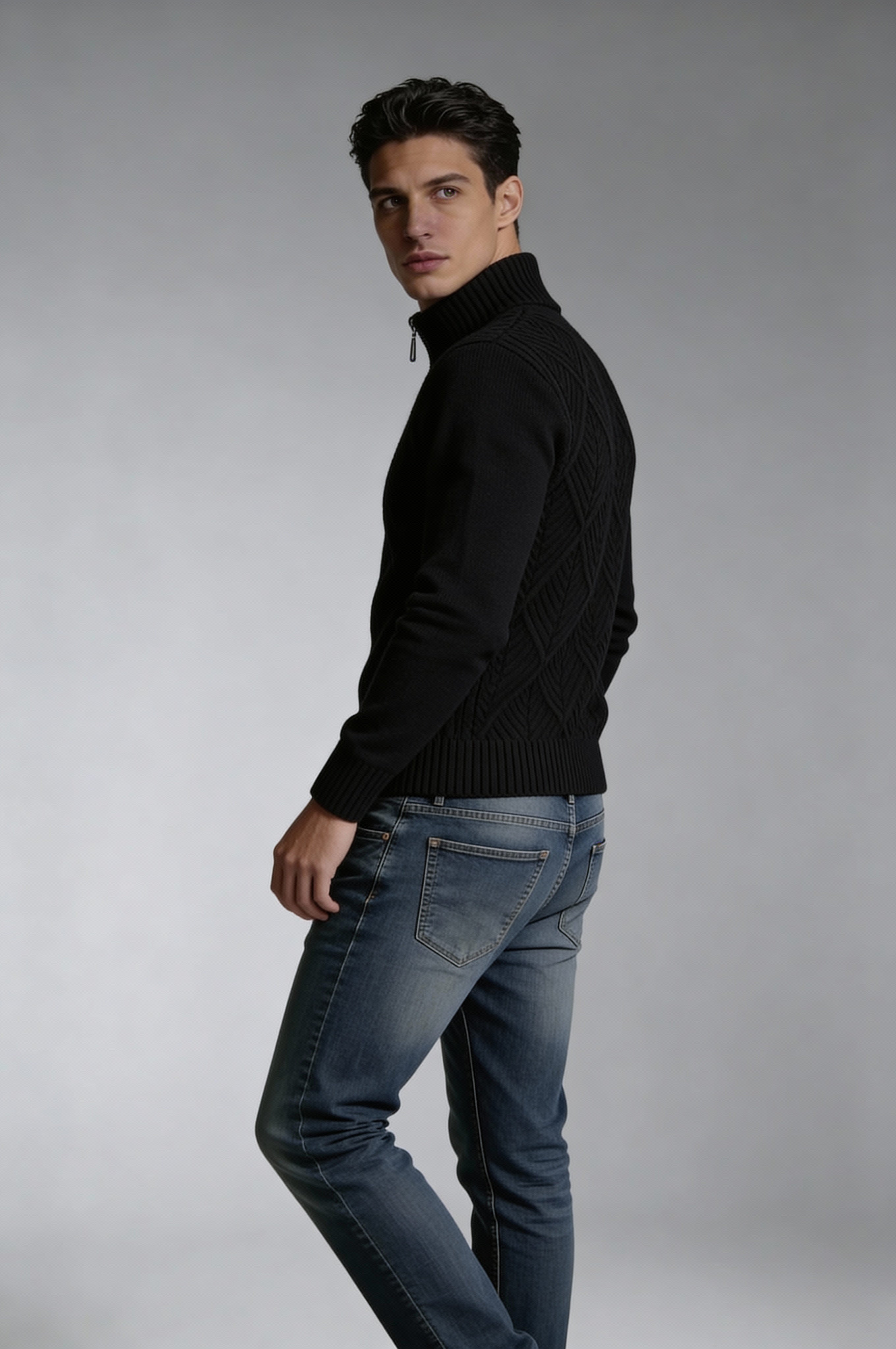 VELTRIN HALF-ZIP SWEATER – BLACK