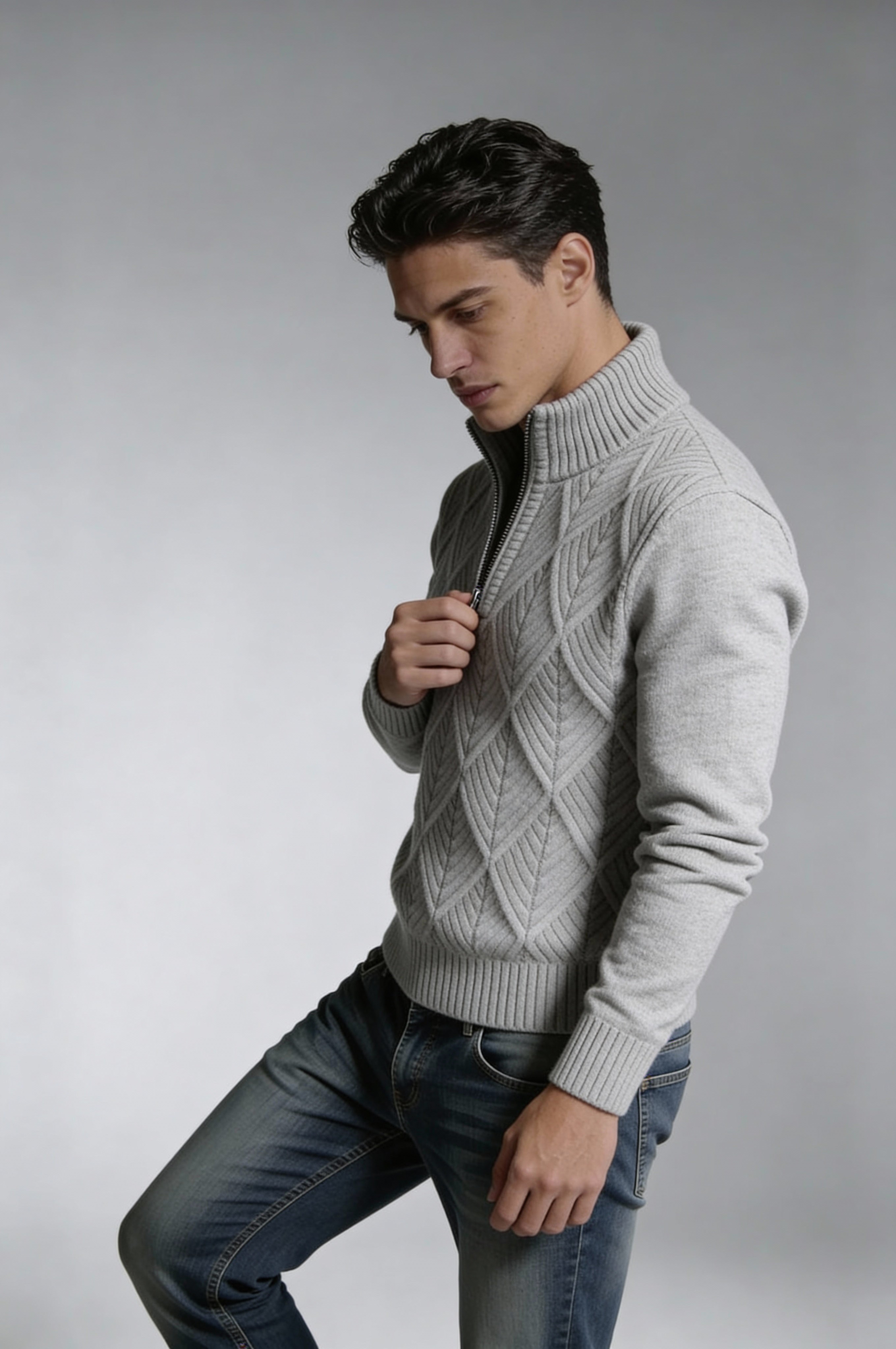 VELTRIN HALF-ZIP SWEATER – GRAY