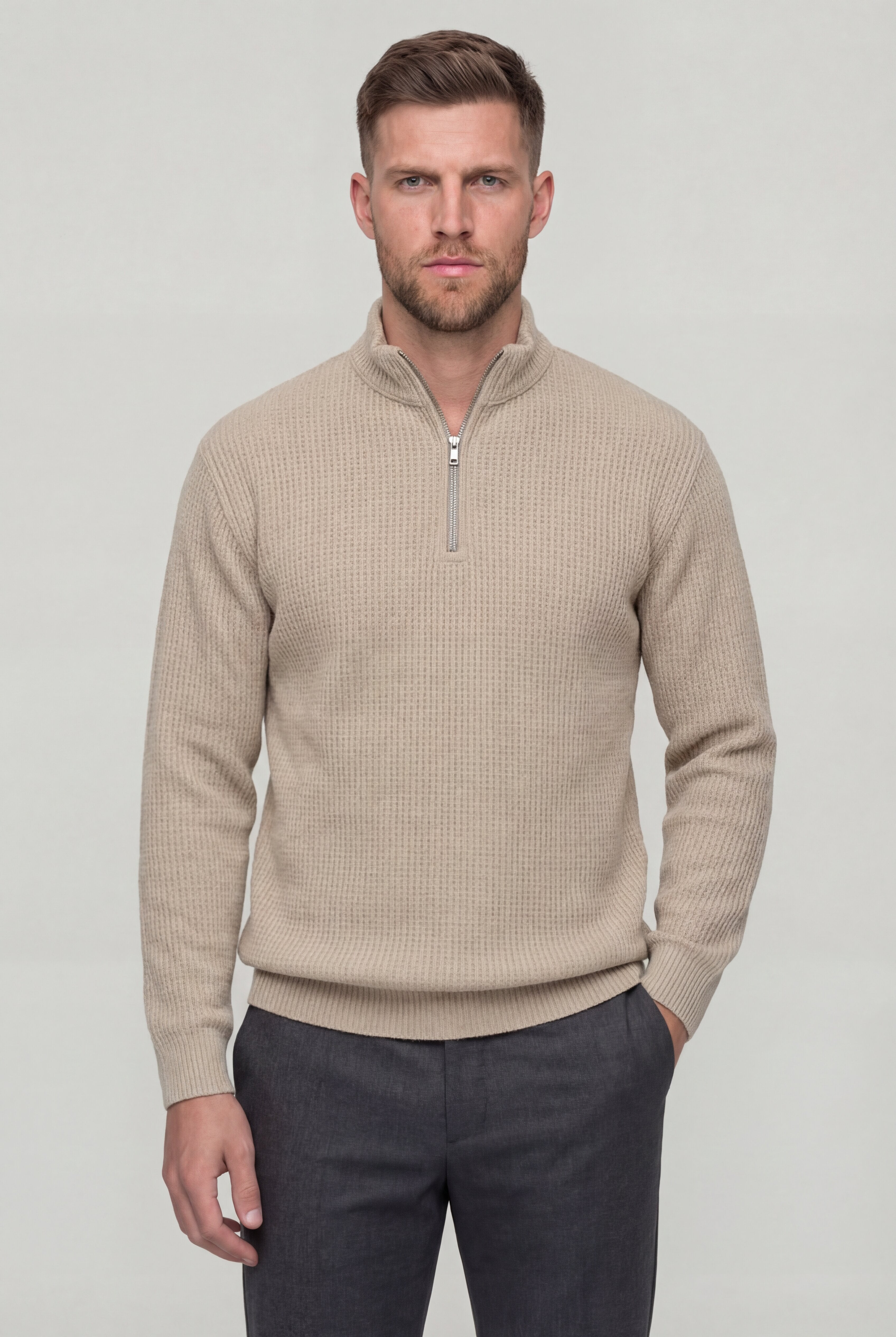 ZALVOR QUARTER ZIP SWEATER – BEIGE