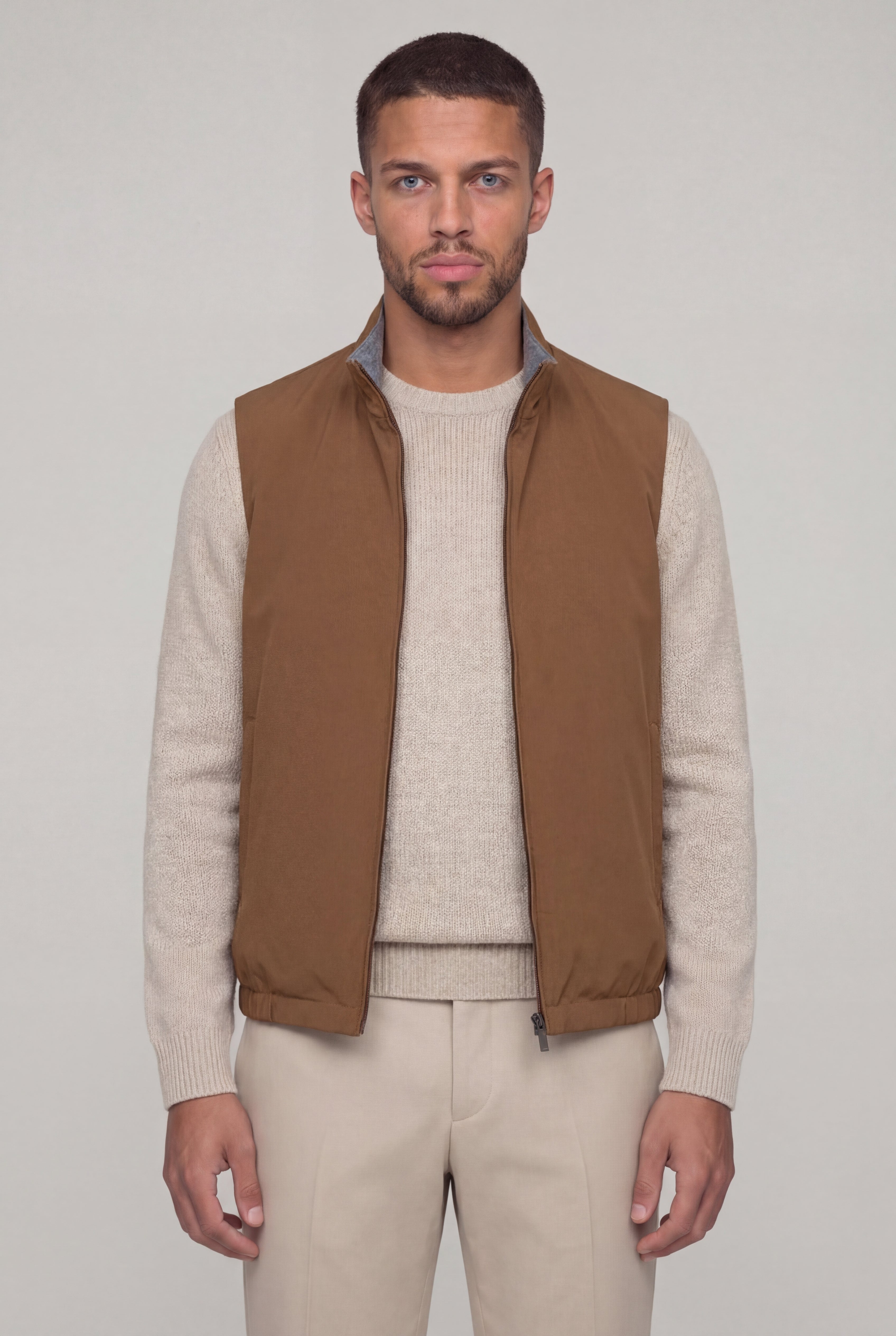 ZELARIO LIGHTWEIGHT REVERSIBLE VEST – BROWN