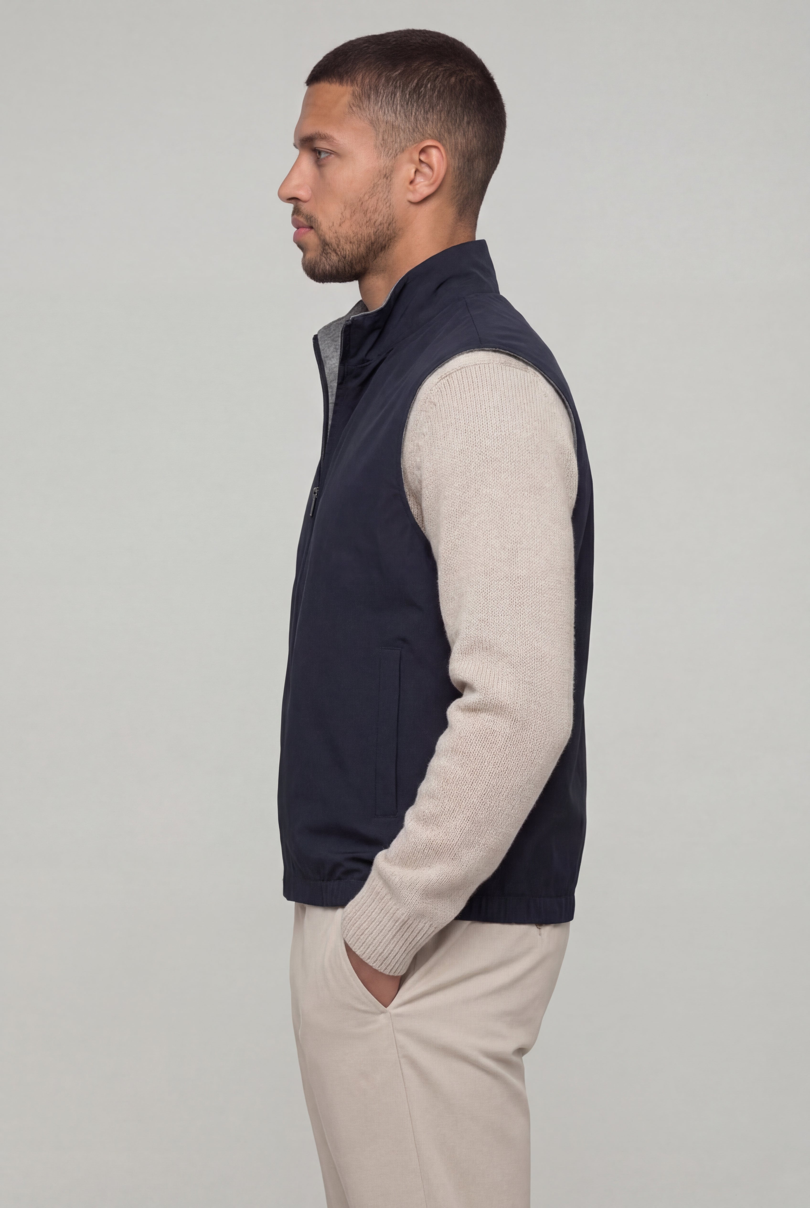 ZELARIO LIGHTWEIGHT REVERSIBLE VEST – NAVY