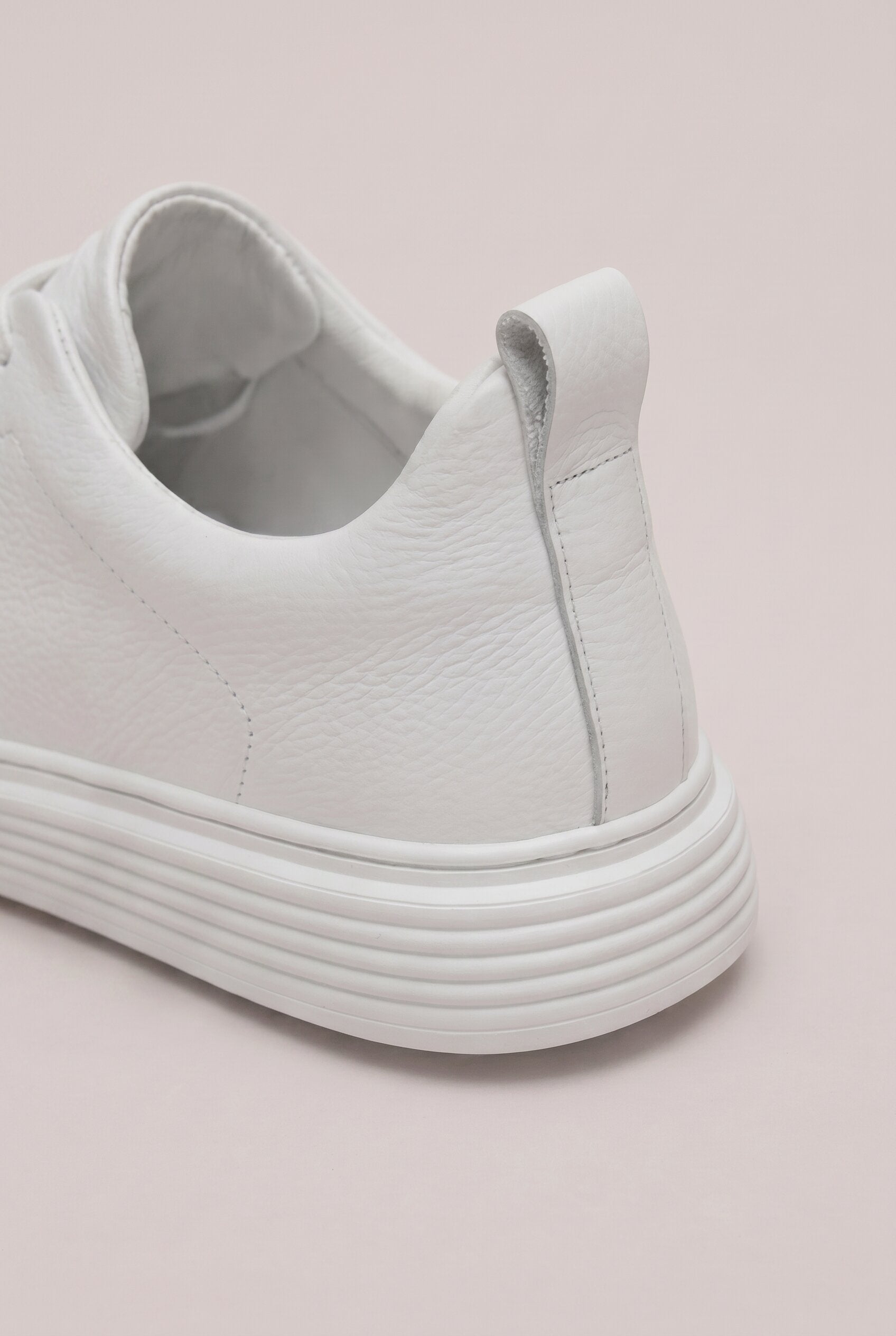 ZENTHROX LEATHER SNEAKERS – WHITE