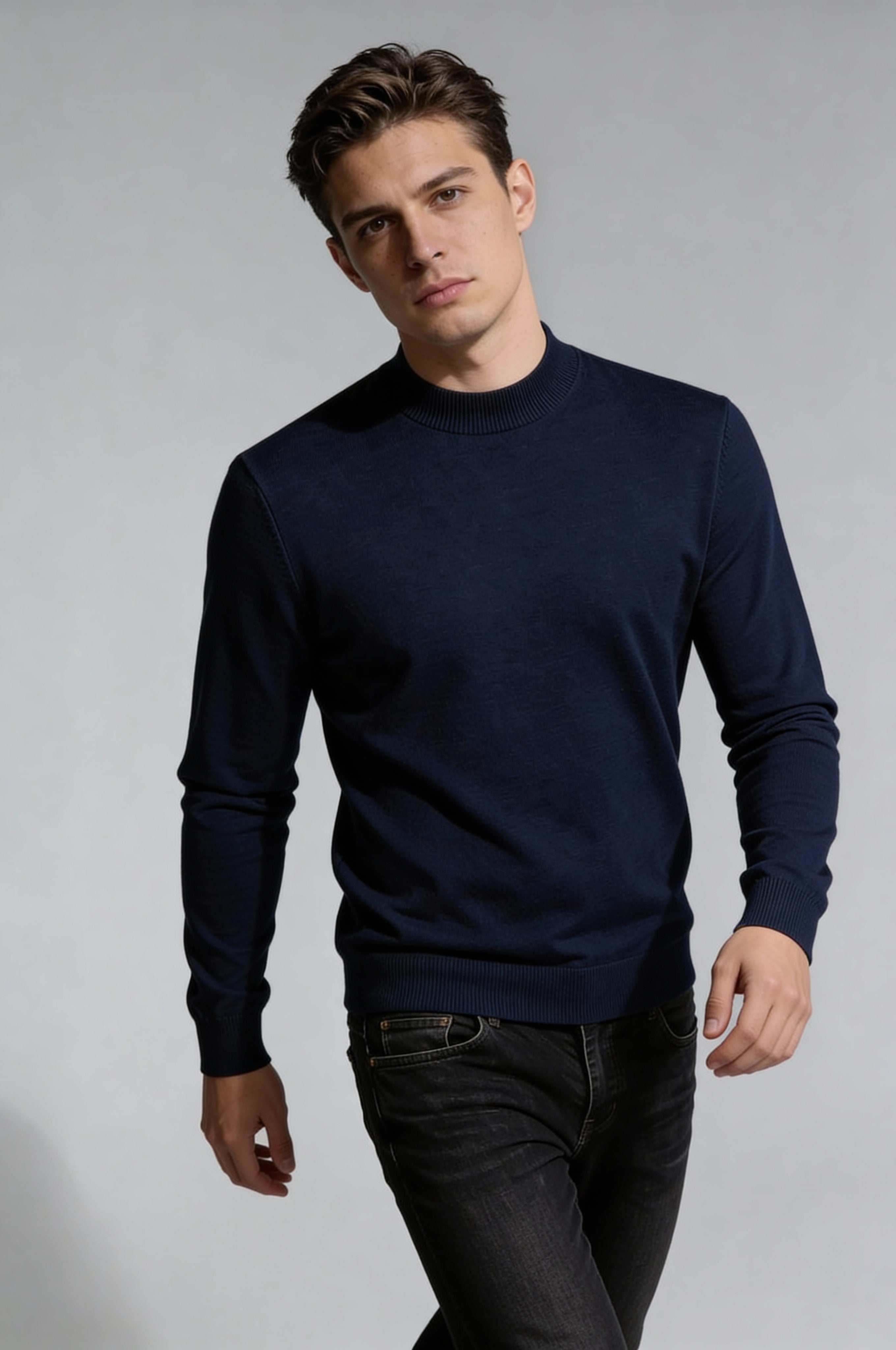 NARETH CREWNECK SWEATER – NAVY