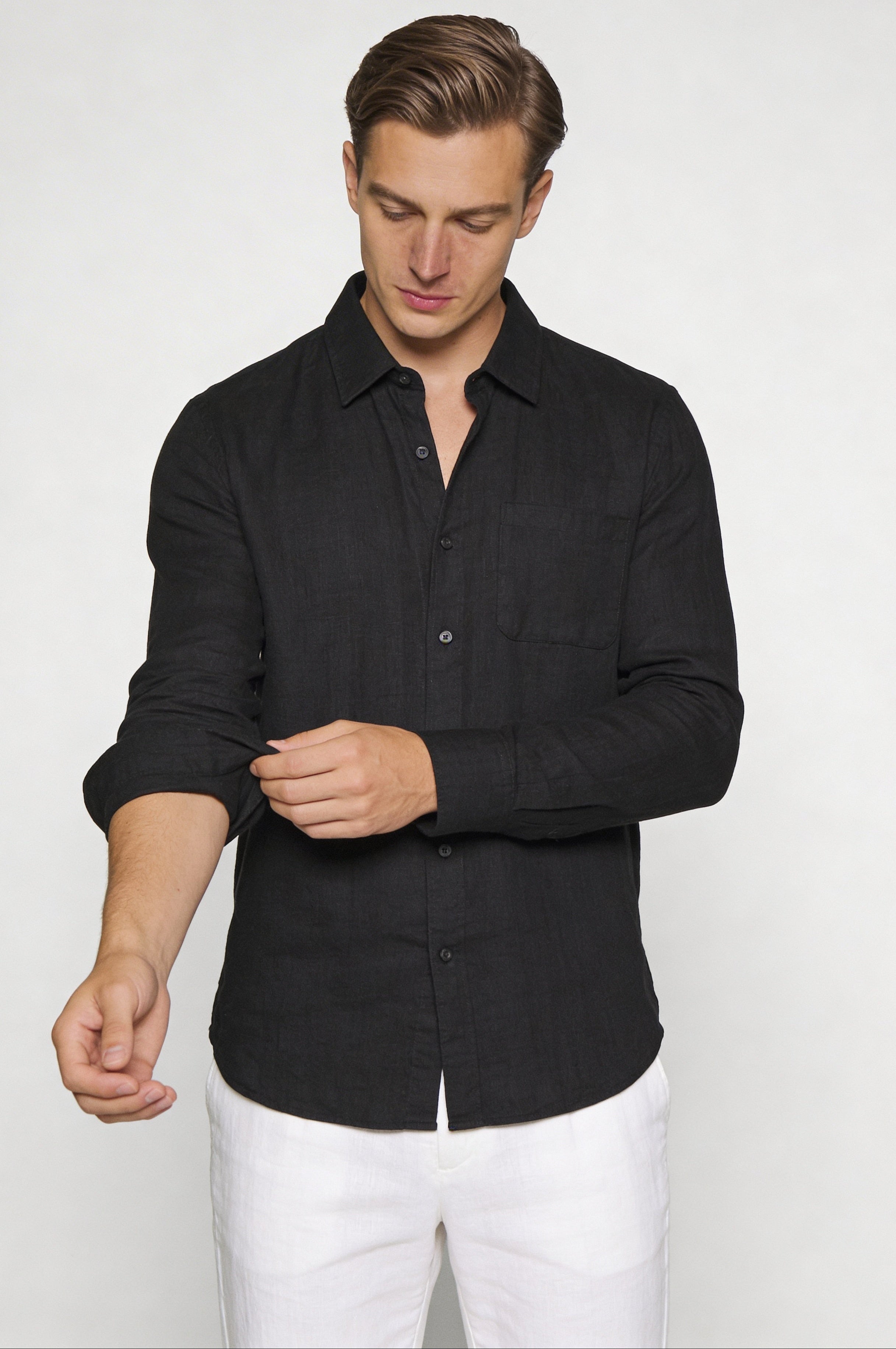 ELVANOR LINEN SHIRT – BLACK